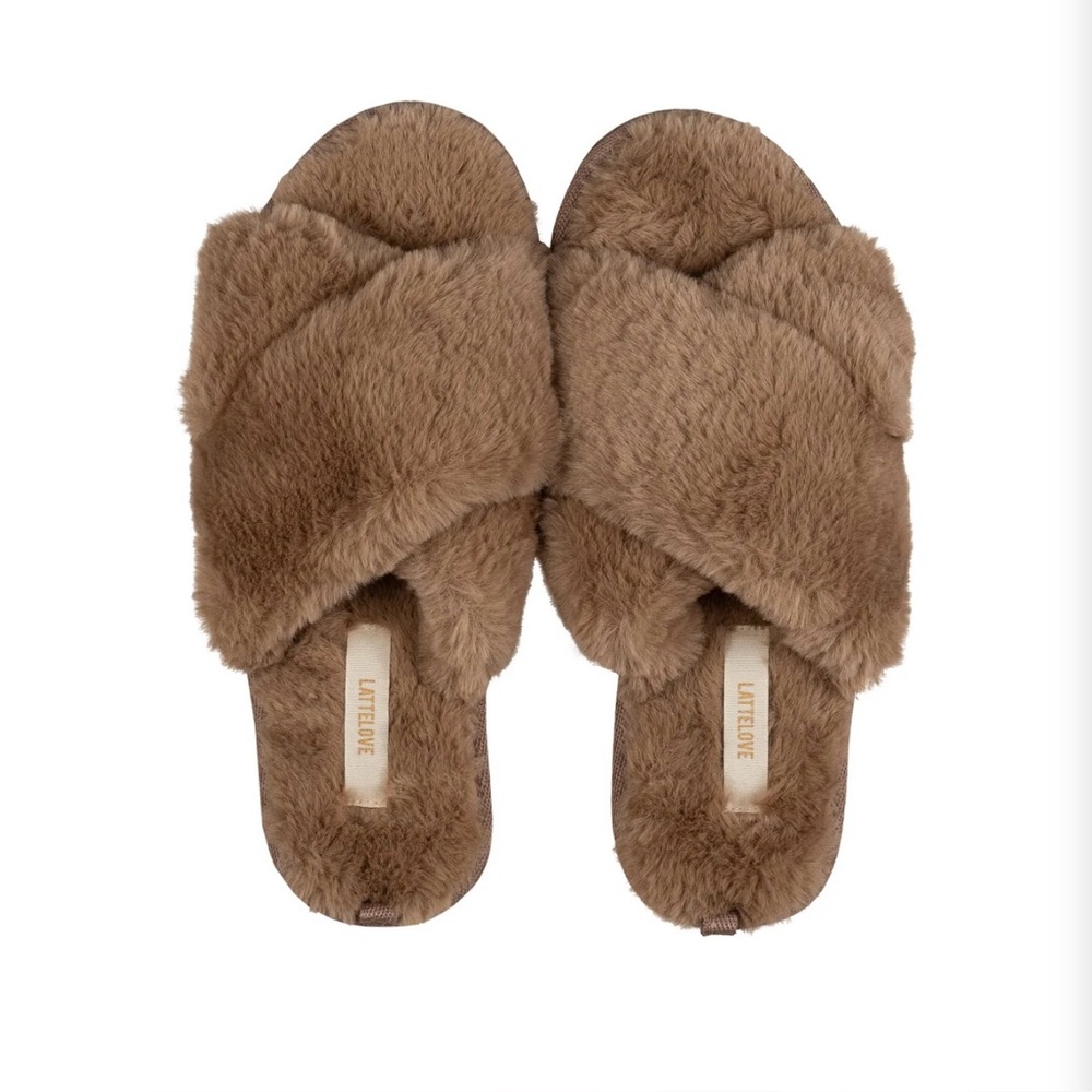 Cozy Brown Faux Fur Slippers